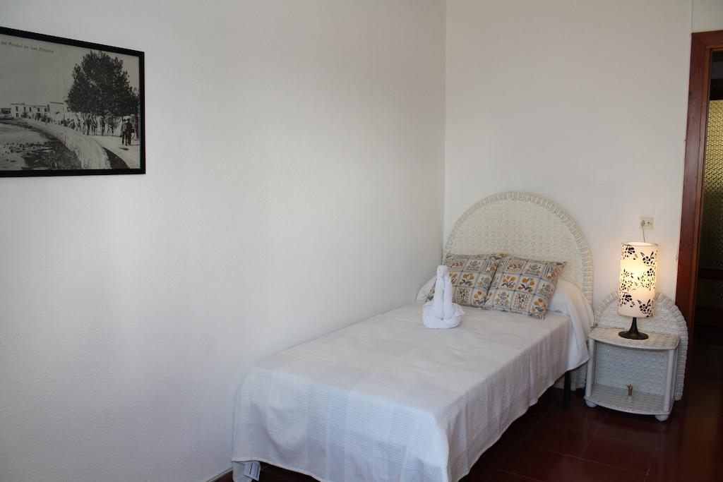 Can Mossenyer San Antonio Abad Habitación foto