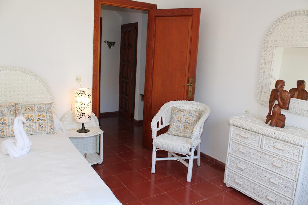 Can Mossenyer San Antonio Abad Habitación foto